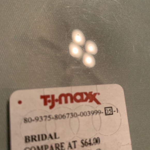 NIB Mariposa “est 2018” metal dish - Picture 8 of 8